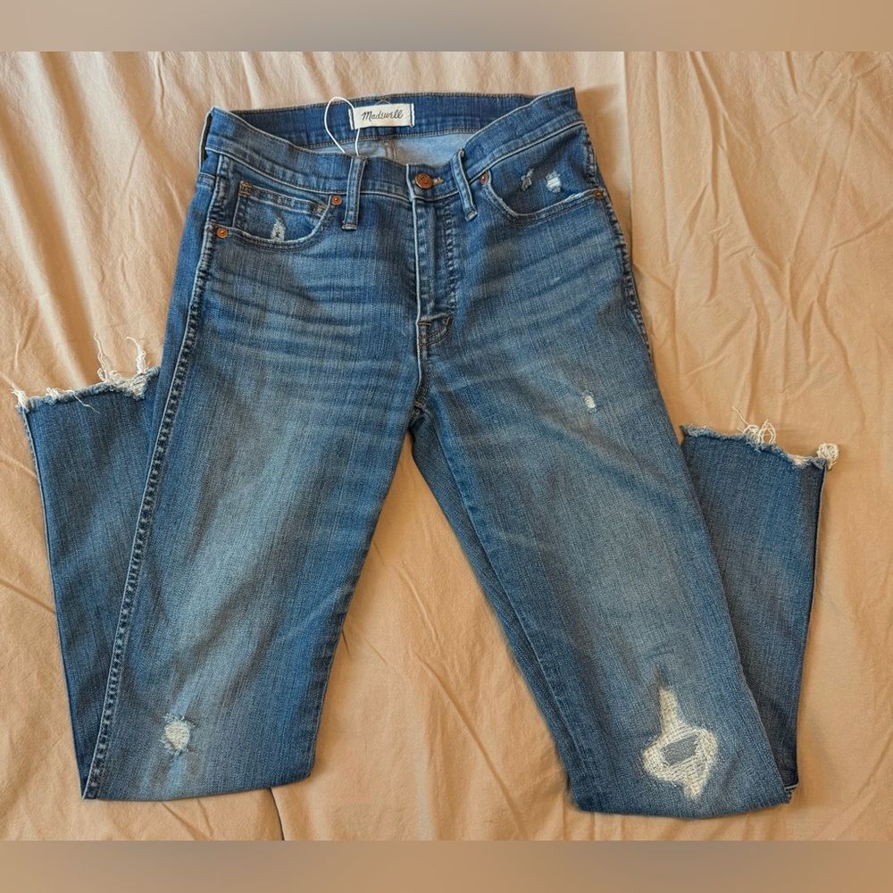 Madewell 9” High Rise - skinny ankle raw hem - size 26